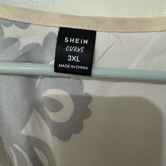 SHEIN Black and Cream Midi Dress - Picture 5 of 6